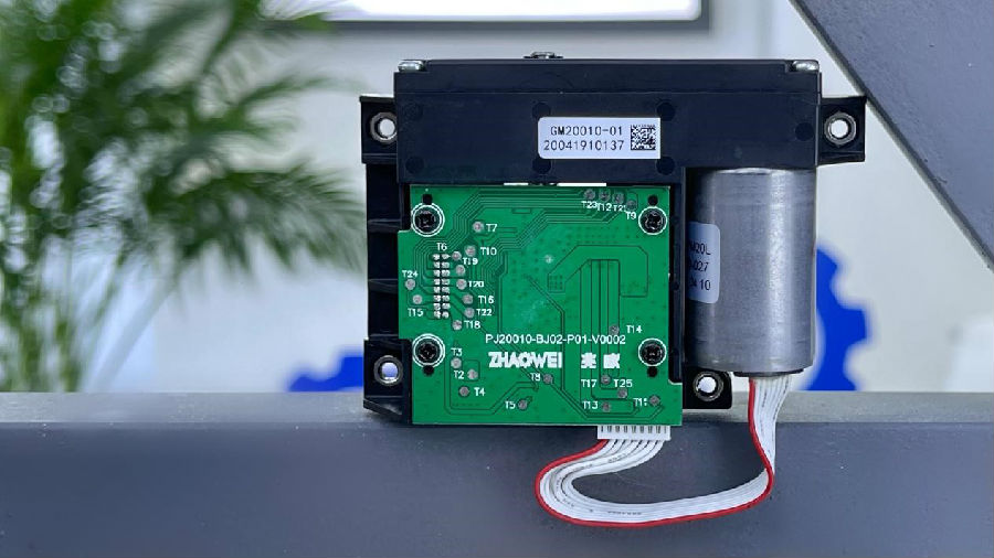 天线电调驱动模组